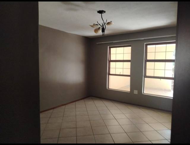 3 BEDROOM PROPERTY TO RENT IN BENDOR PARK